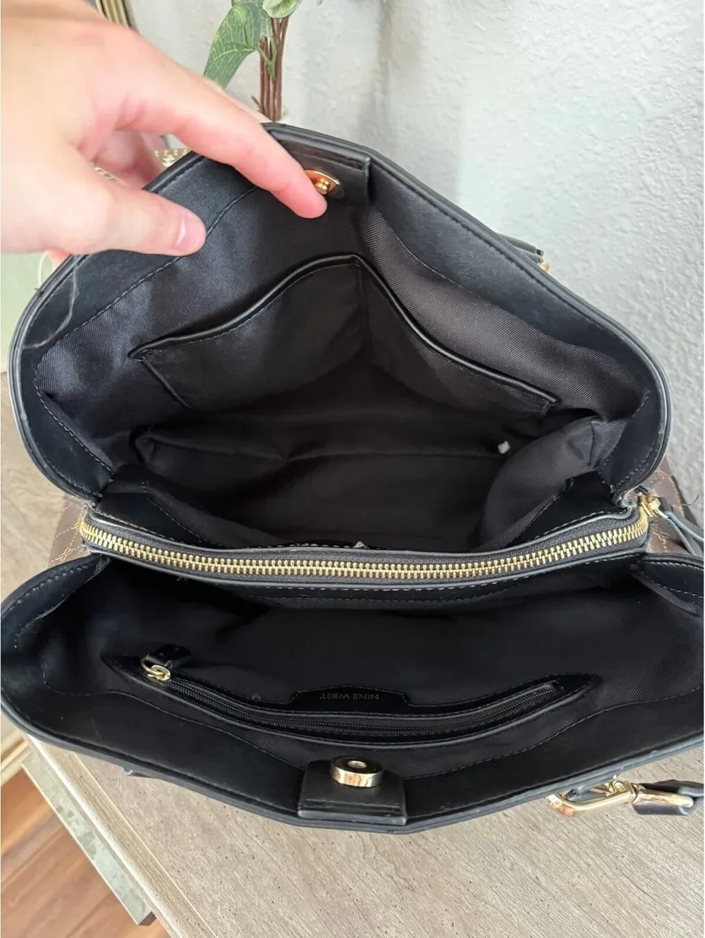 Nine West zip satchel